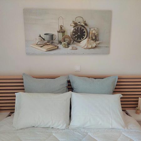 Myrsini'S Sea View Apartment Неа-Перамос Экстерьер фото