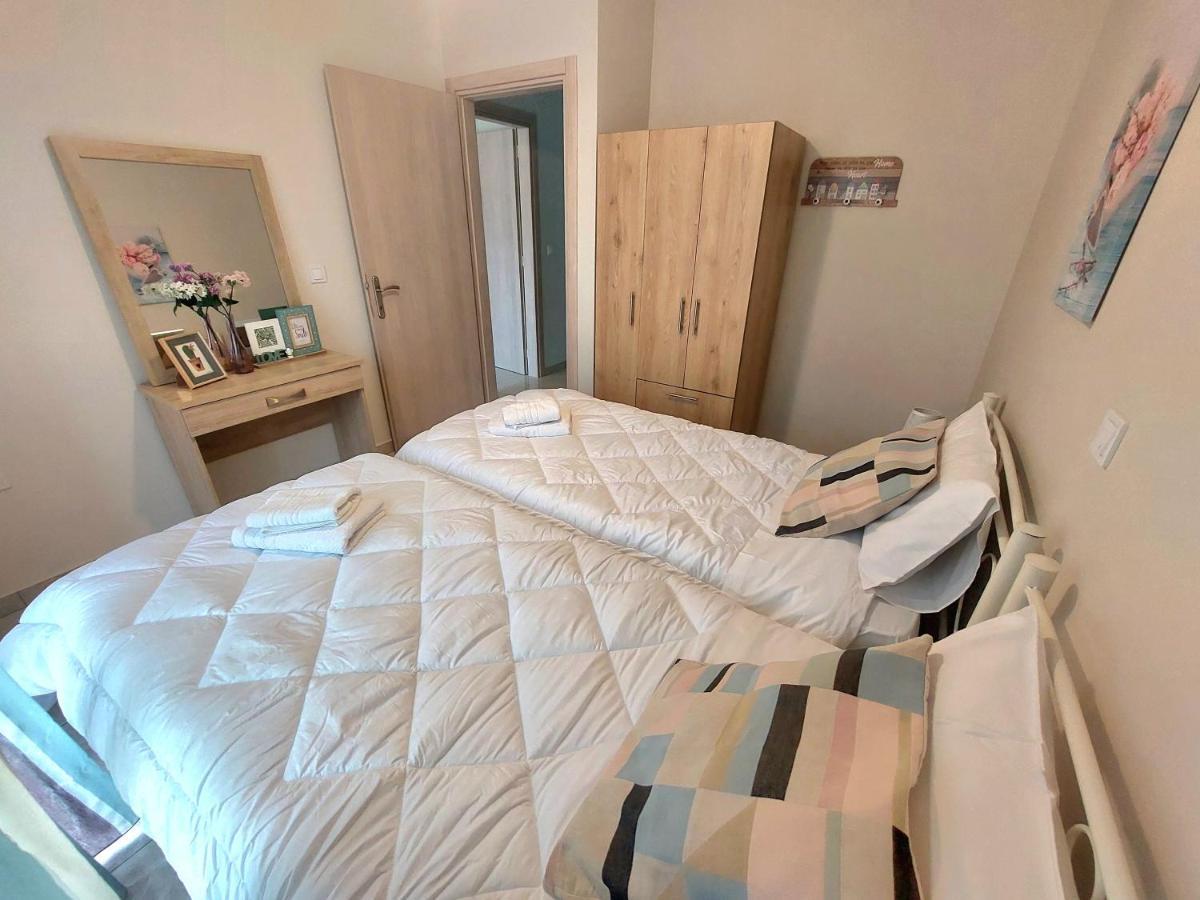 Myrsini'S Sea View Apartment Неа-Перамос Экстерьер фото